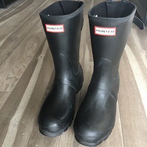 Hunter (matte) boots!